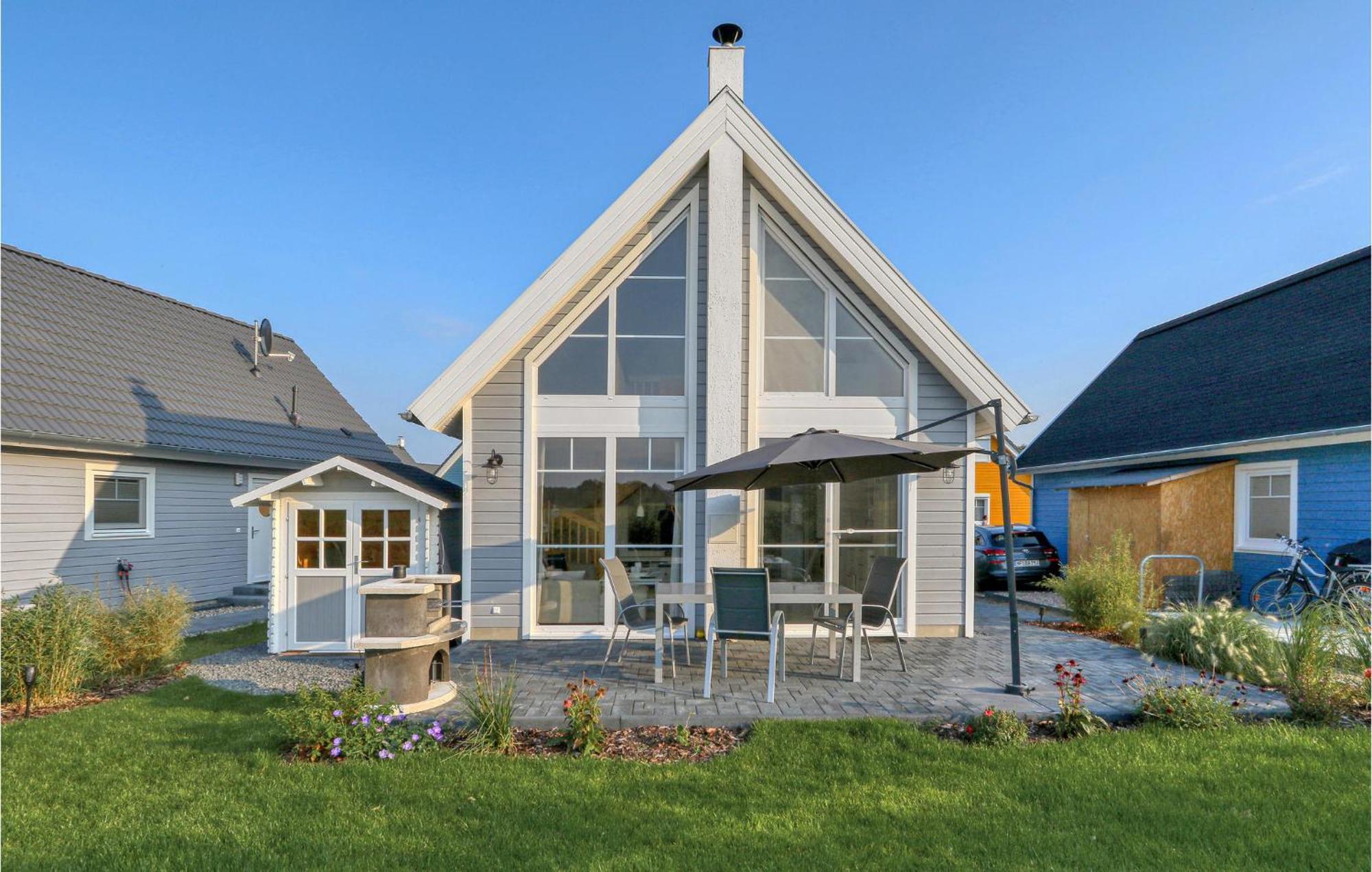 2 Bedroom Lovely Home In Zerpenschleuse エクステリア 写真